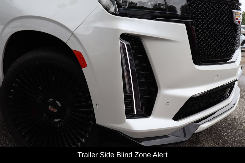 Used 2023 Cadillac Escalade V AWD/4WD image 30