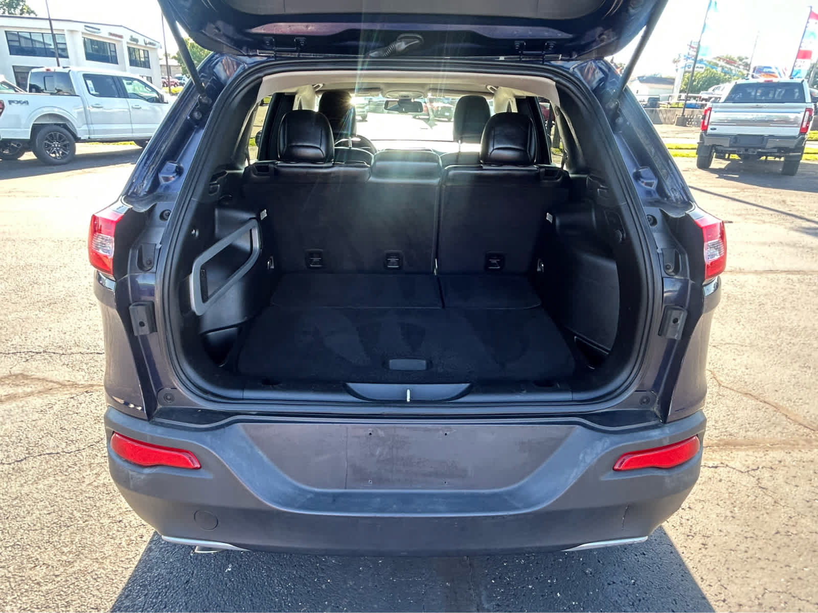 Used 2014 Jeep Cherokee Limited FWD image 6