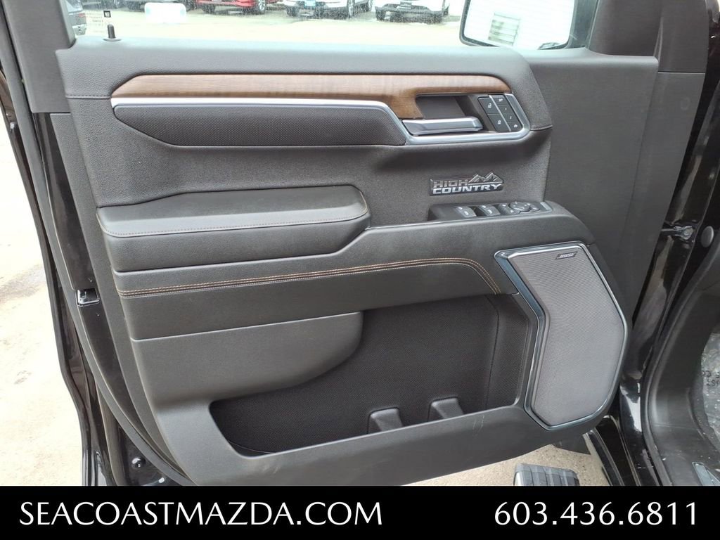 Used 2023 Chevrolet Silverado 1500 High Country w/ Technology Package image 17