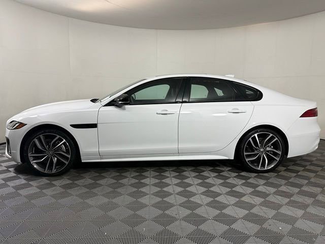 New 2024 Jaguar XF R-Dynamic SE image 3