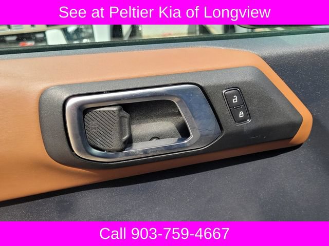 Used 2023 Ford Bronco Outer Banks AWD/4WD image 16