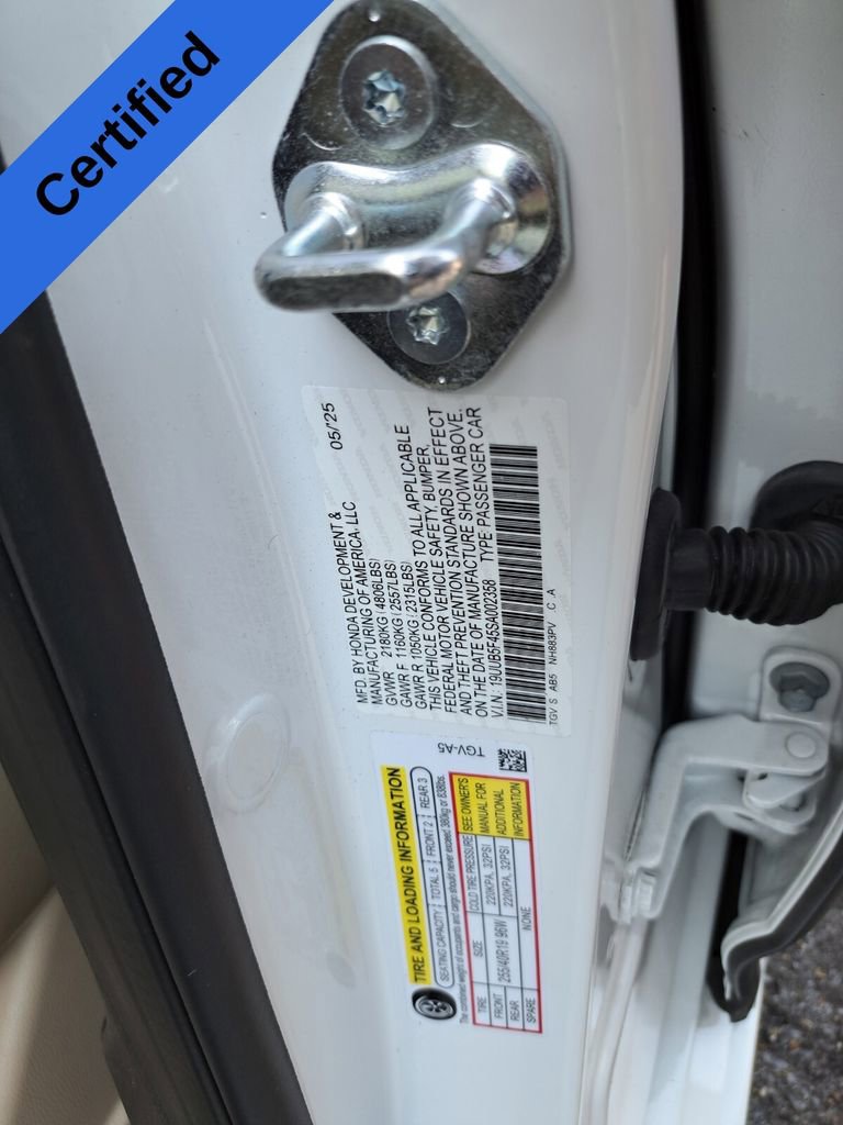 Certified 2025 Acura TLX w/ Technology Package image 27