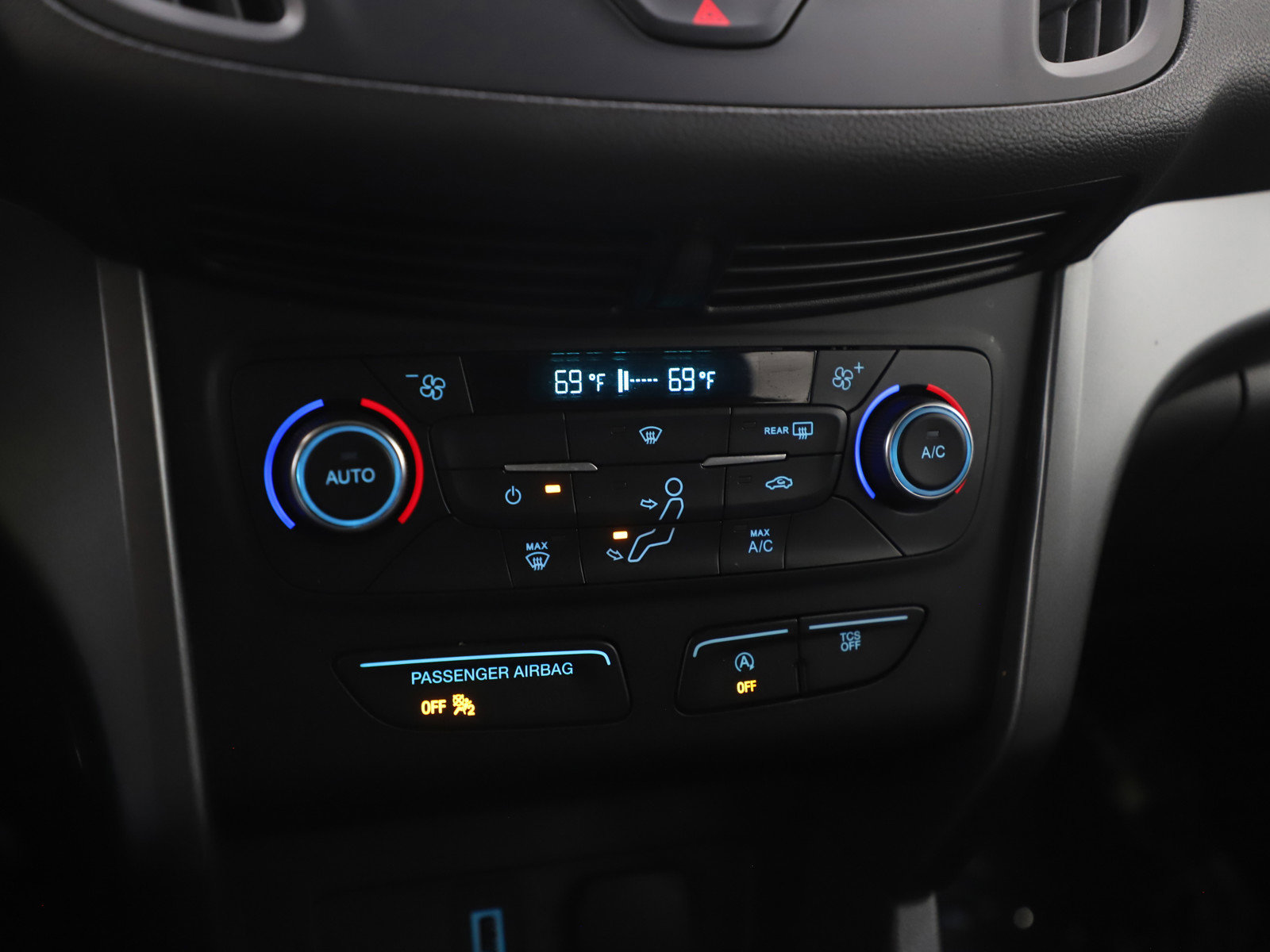 Used 2017 Ford Escape SE FWD image 22
