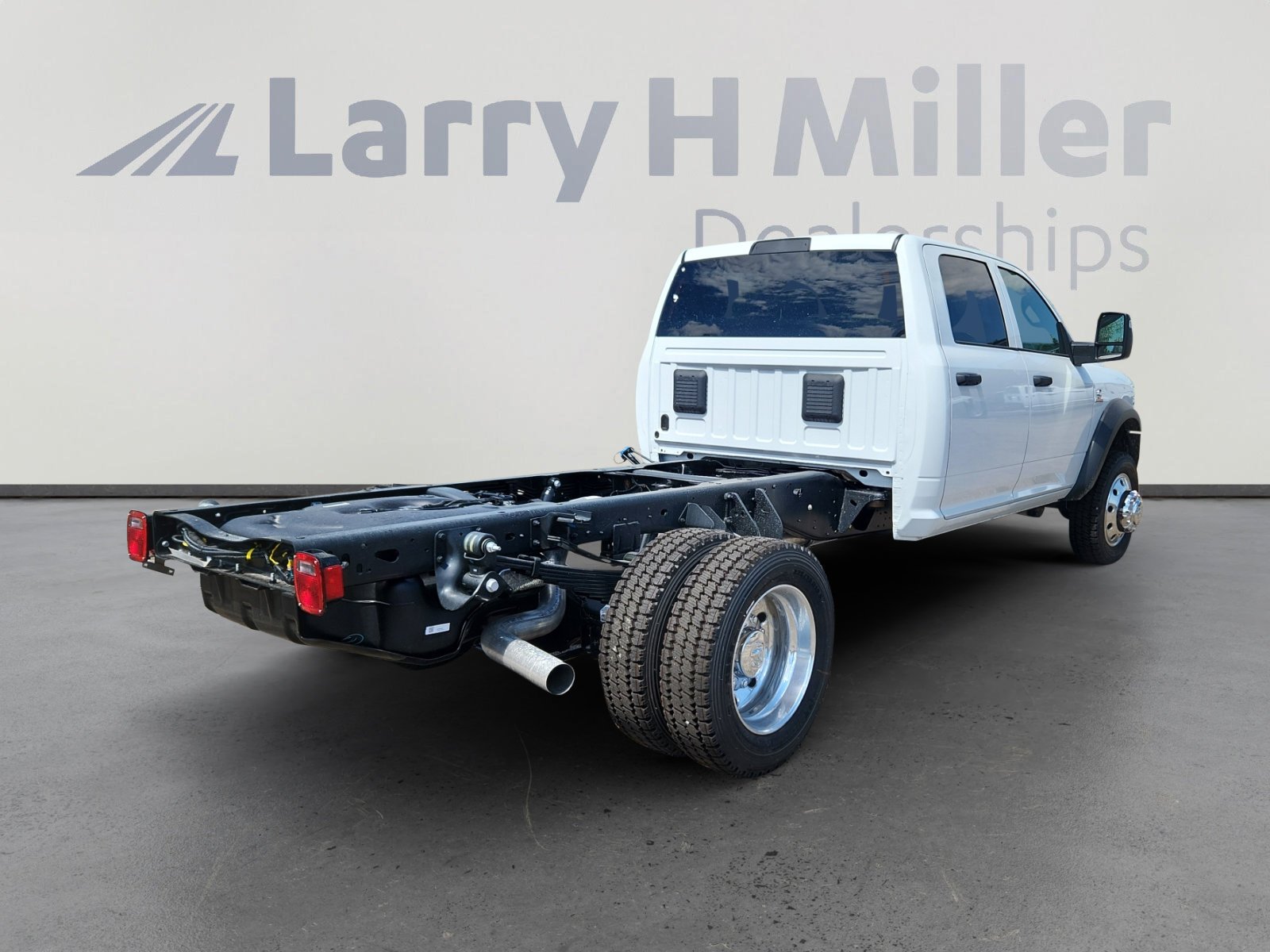 New 2025 RAM 5500 Tradesman image 6