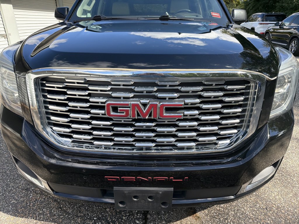 Used 2020 GMC Yukon Denali AWD/4WD image 7