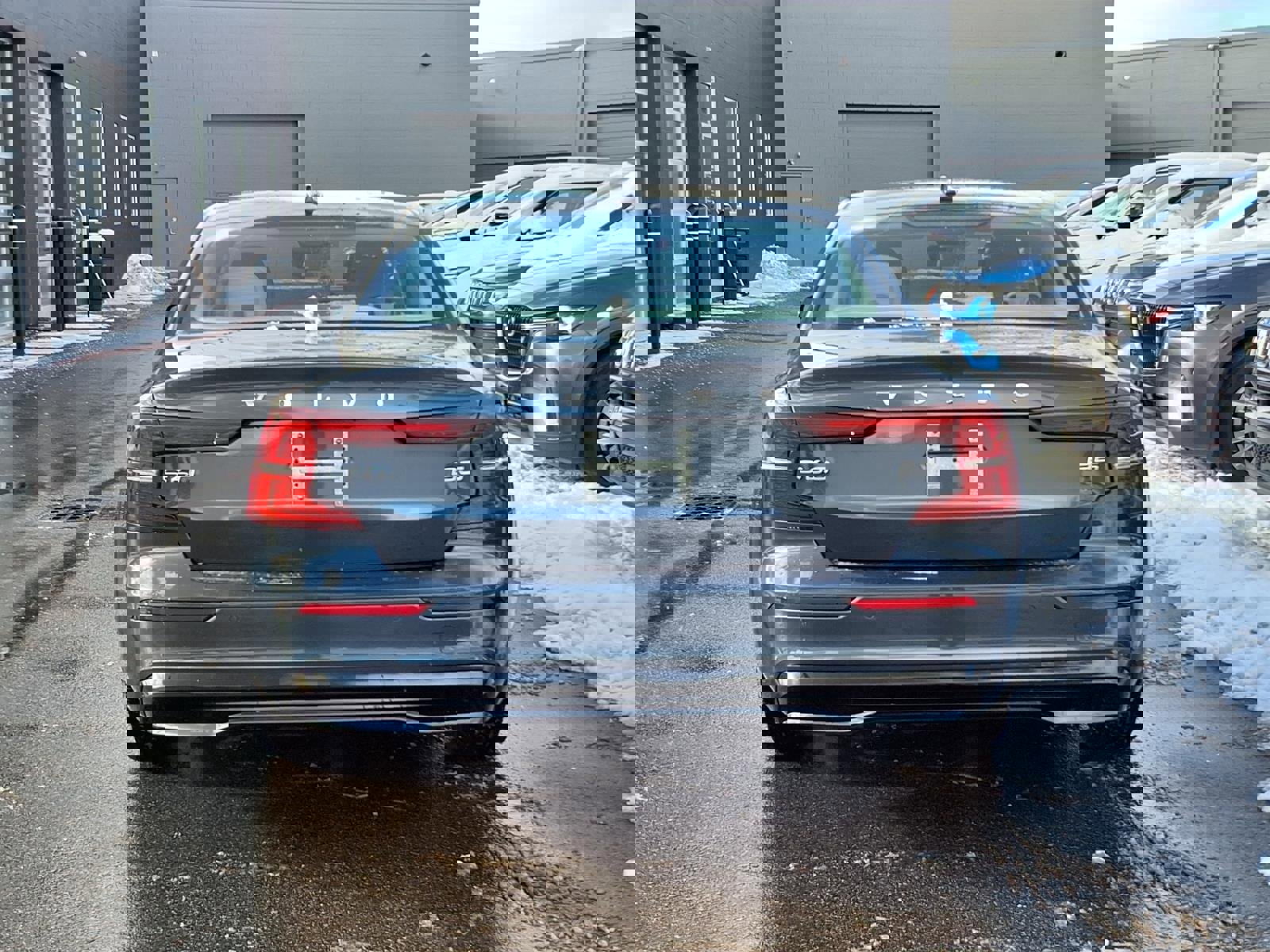 Used 2024 Volvo S60 B5 Plus image 20