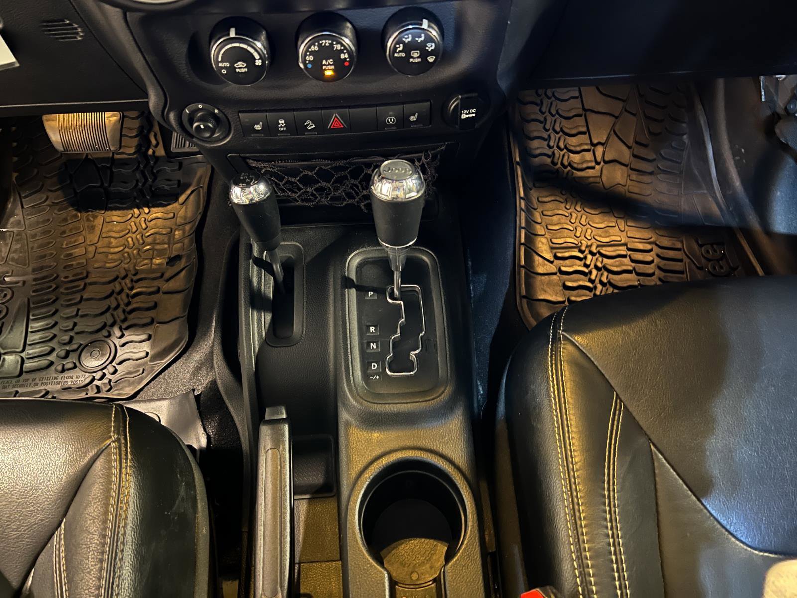 Used 2017 Jeep Wrangler Unlimited Rubicon image 19