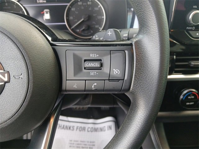 Used 2022 Nissan Pathfinder S image 22