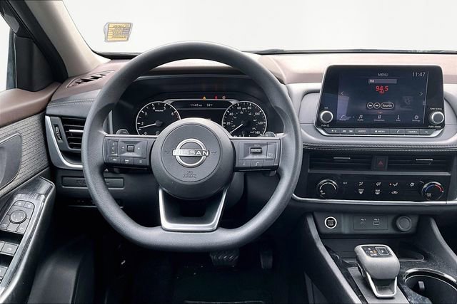 Used 2023 Nissan Rogue S image 8