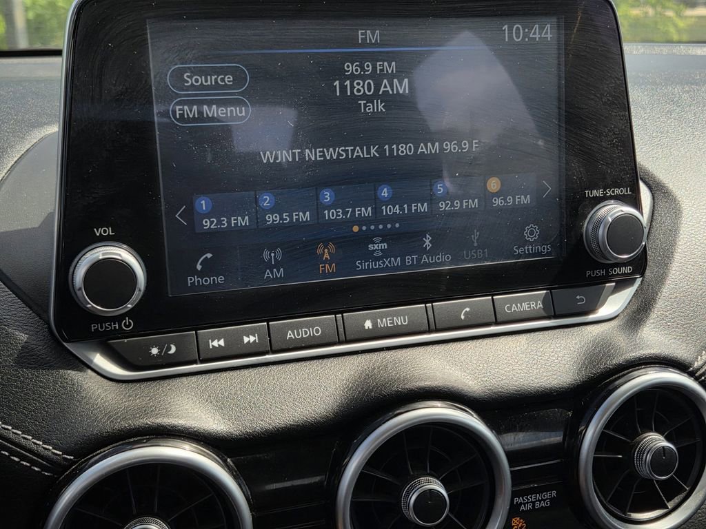 Used 2024 Nissan Sentra SV FWD image 10