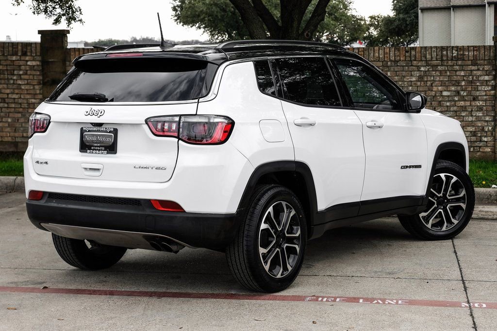 Used 2022 Jeep Compass Limited image 15