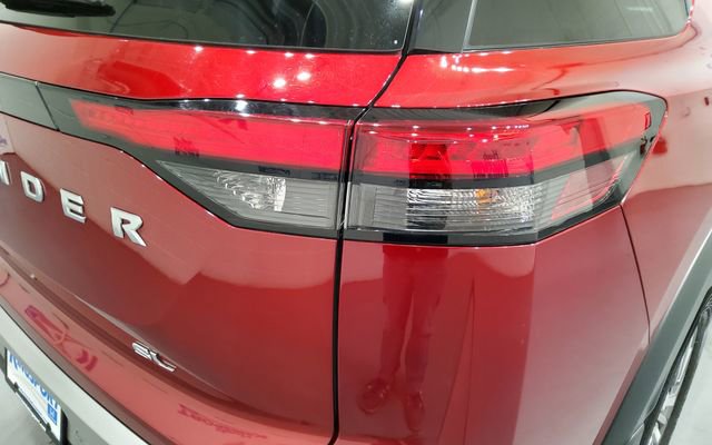 Used 2023 Nissan Pathfinder SL image 8