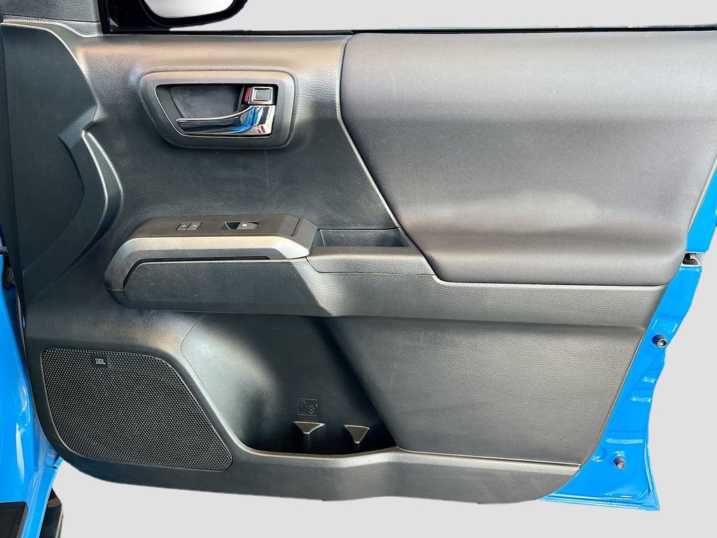 Used 2019 Toyota Tacoma TRD Pro AWD/4WD image 25