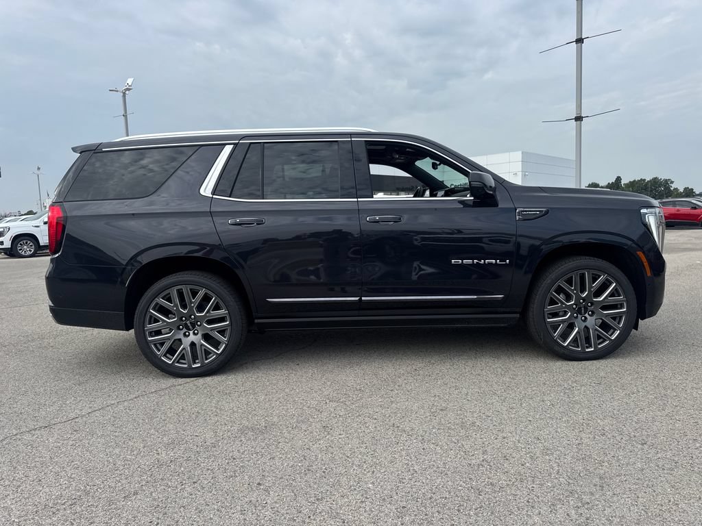 New 2026 GMC Yukon Denali Ultimate AWD/4WD image 7