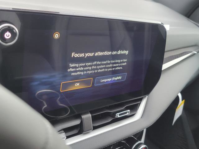 New 2026 Chevrolet Equinox LT w/ Convenience Package II image 17