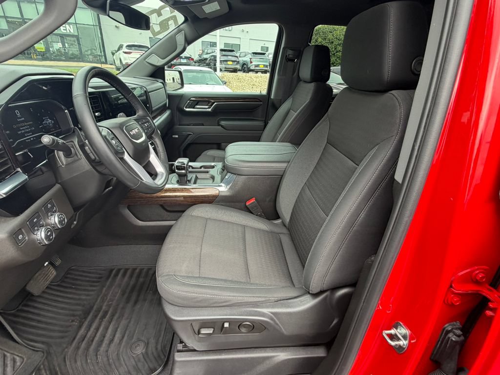 Certified 2023 GMC Sierra 1500 Elevation w/ Preferred Package AWD/4WD image 24