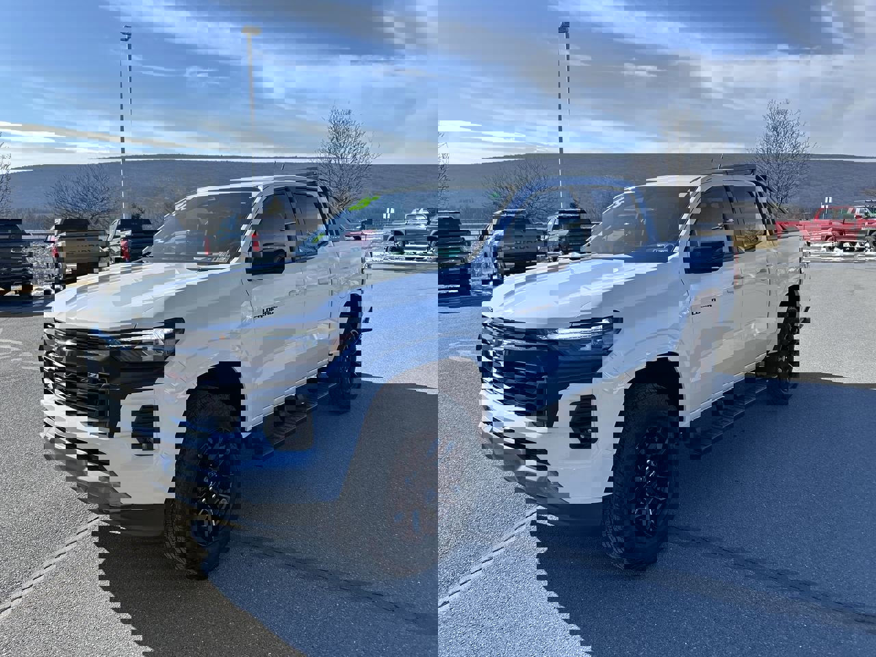 New 2025 Chevrolet Colorado Z71 w/ Midnight Edition image 3