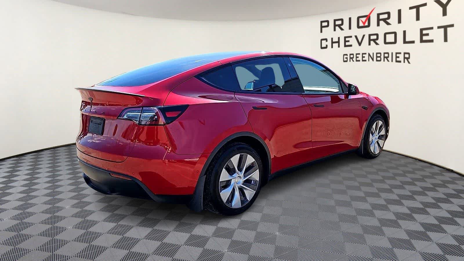Used 2022 Tesla Model Y Long Range AWD/4WD image 8