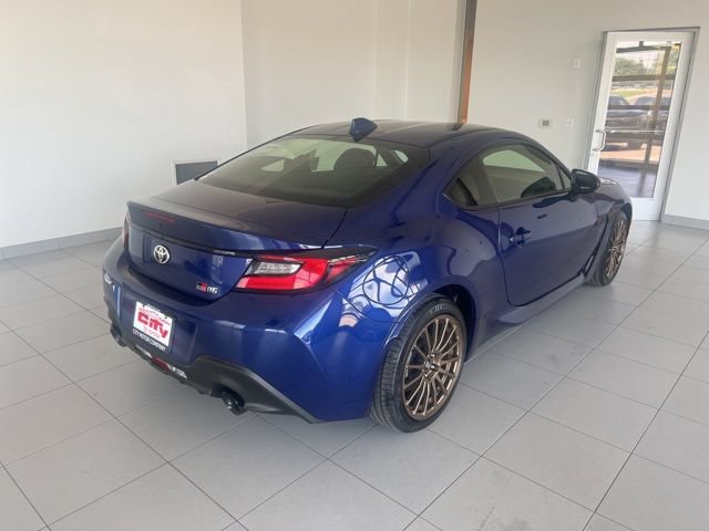 New 2025 Toyota GR86 RWD image 8