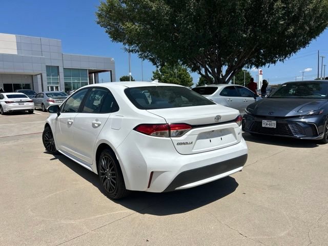 Used 2021 Toyota Corolla LE FWD image 5