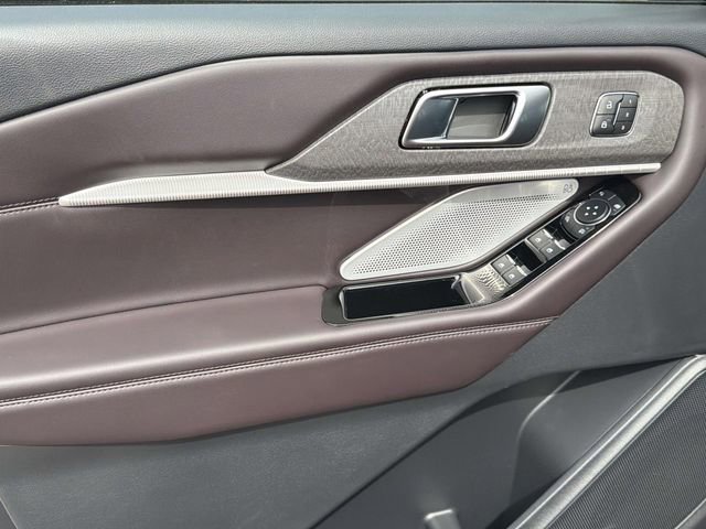 New 2026 Ford Explorer Platinum image 19