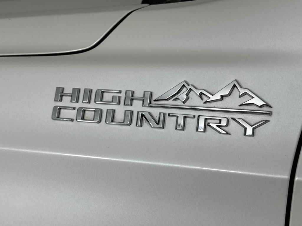 Used 2022 Chevrolet Tahoe High Country w/ Max Trailering Package AWD/4WD image 9
