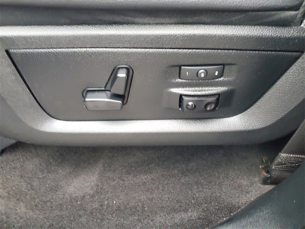 Used 2018 RAM 1500 Laramie w/ Convenience Group image 6