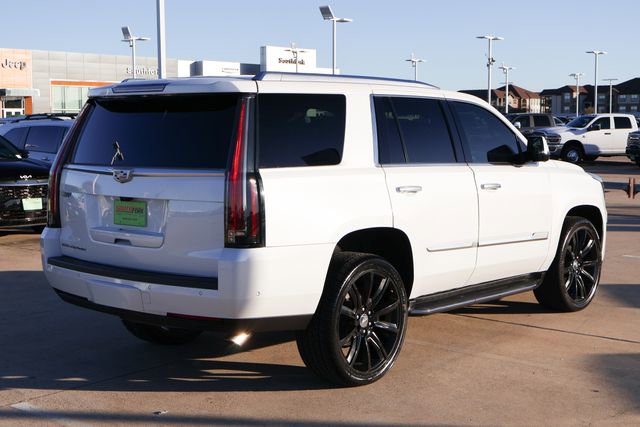 Used 2020 Cadillac Escalade Luxury image 6