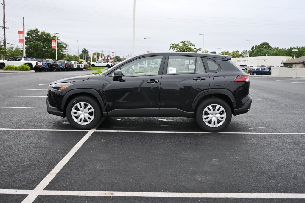New 2026 Toyota Corolla Cross L AWD/4WD image 4
