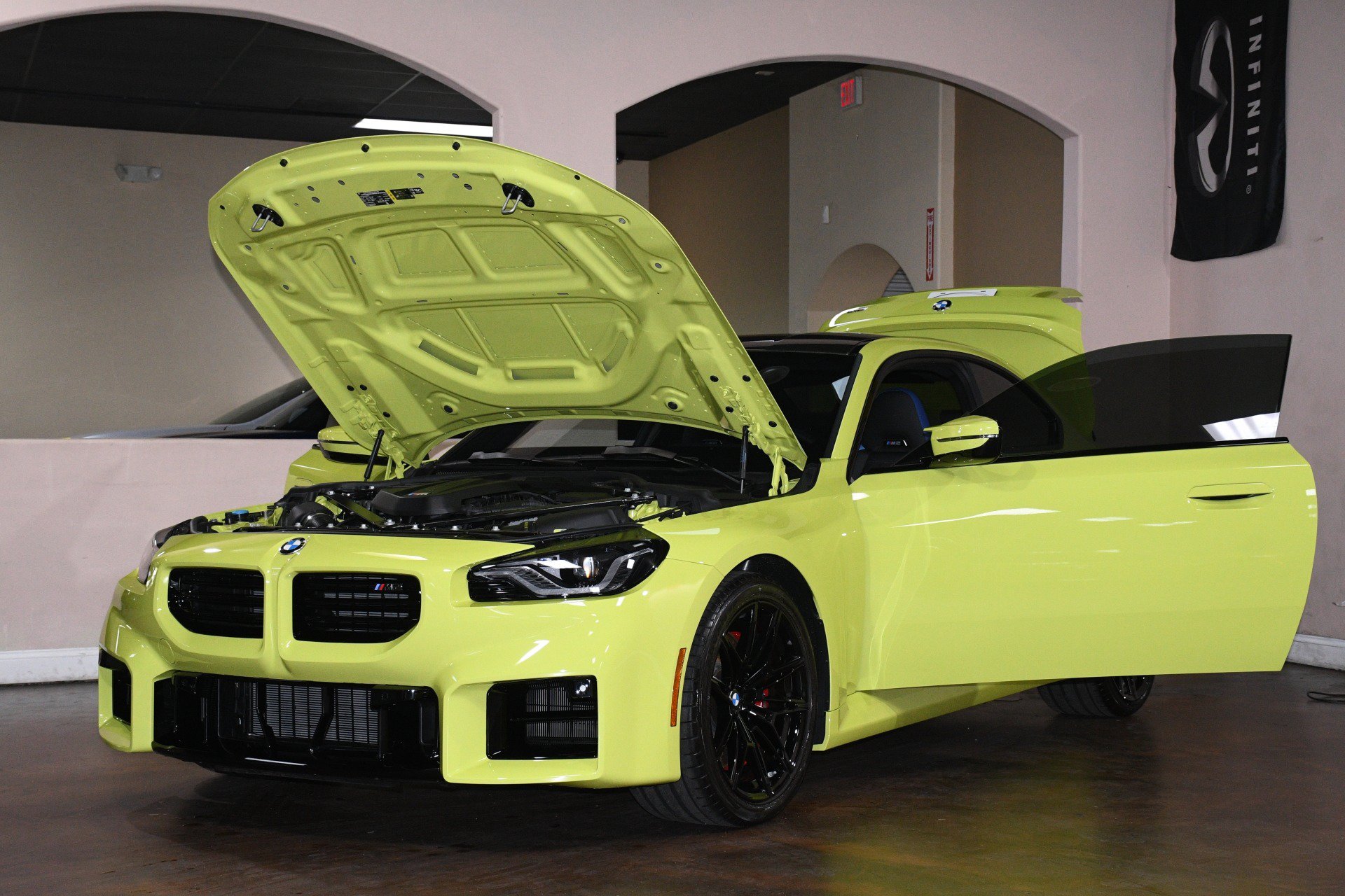 Used 2025 BMW M2 w/ Lighting Package RWD image 90