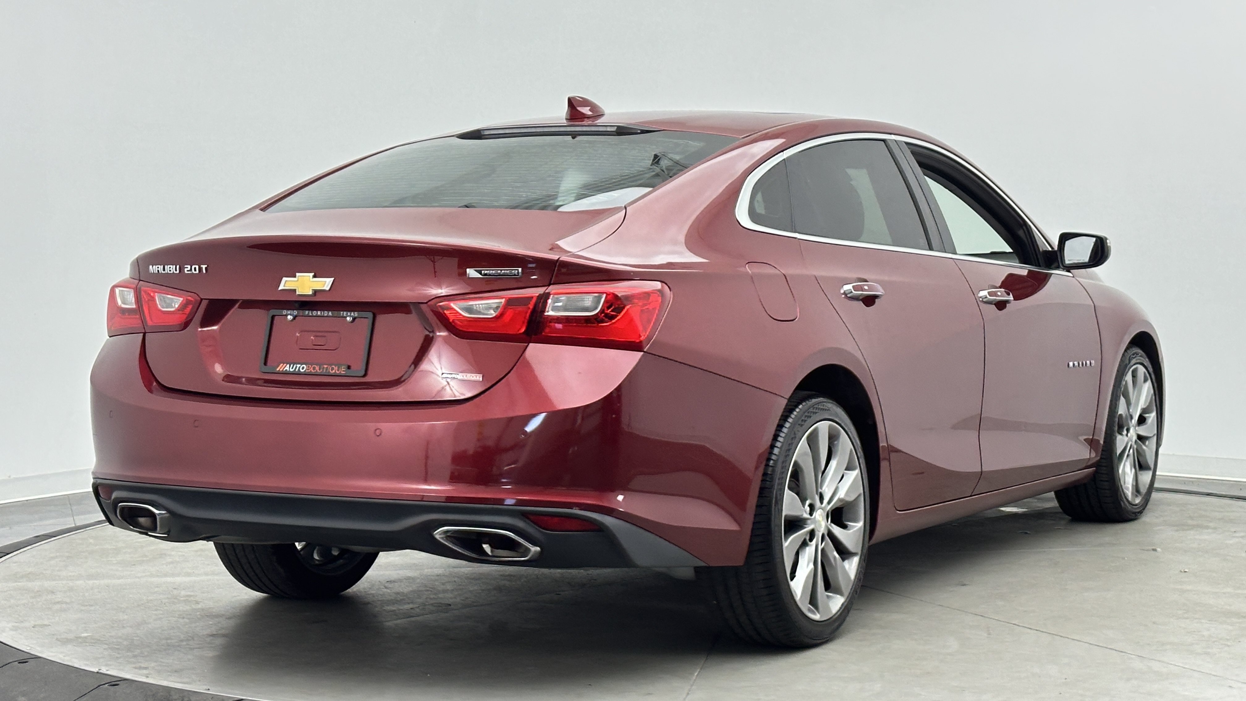 Used 2018 Chevrolet Malibu Premier w/ Premier Sun and Wheel Package FWD image 8