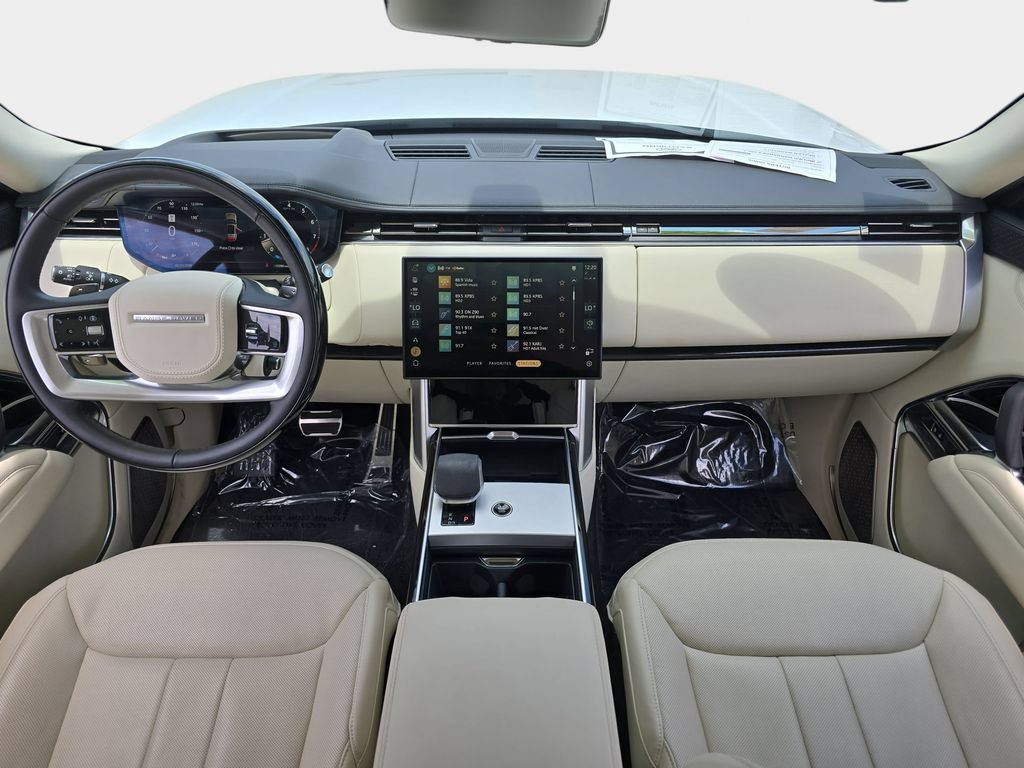 Certified 2024 Land Rover Range Rover Long Wheelbase Autobiography AWD/4WD image 9