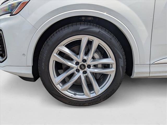New 2025 Audi Q7 3.0T Premium Plus image 9