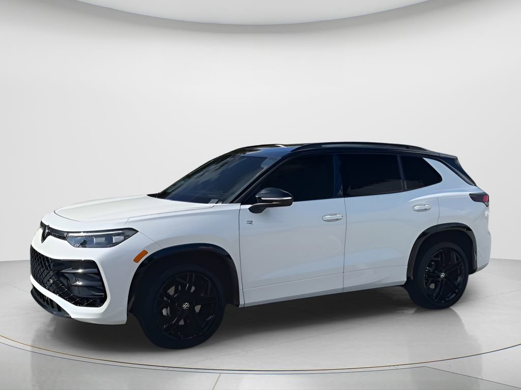 New 2026 Volkswagen Tiguan SE R-Line image 4