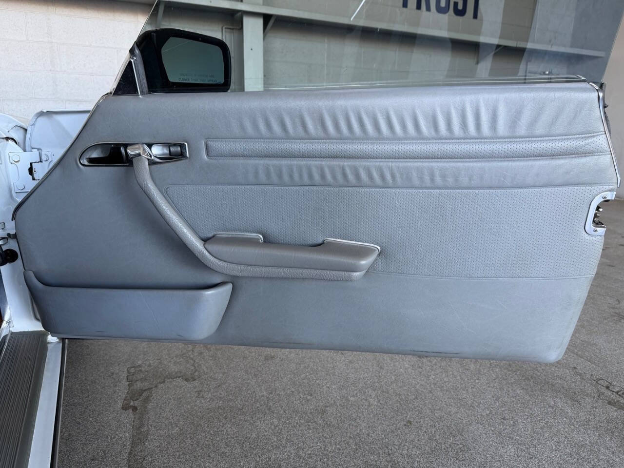 Used 1987 Mercedes-Benz 560 SL image 14