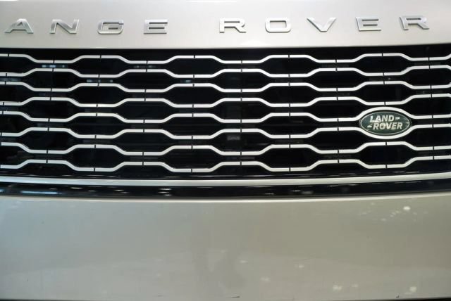 Used 2020 Land Rover Range Rover HSE AWD/4WD image 5