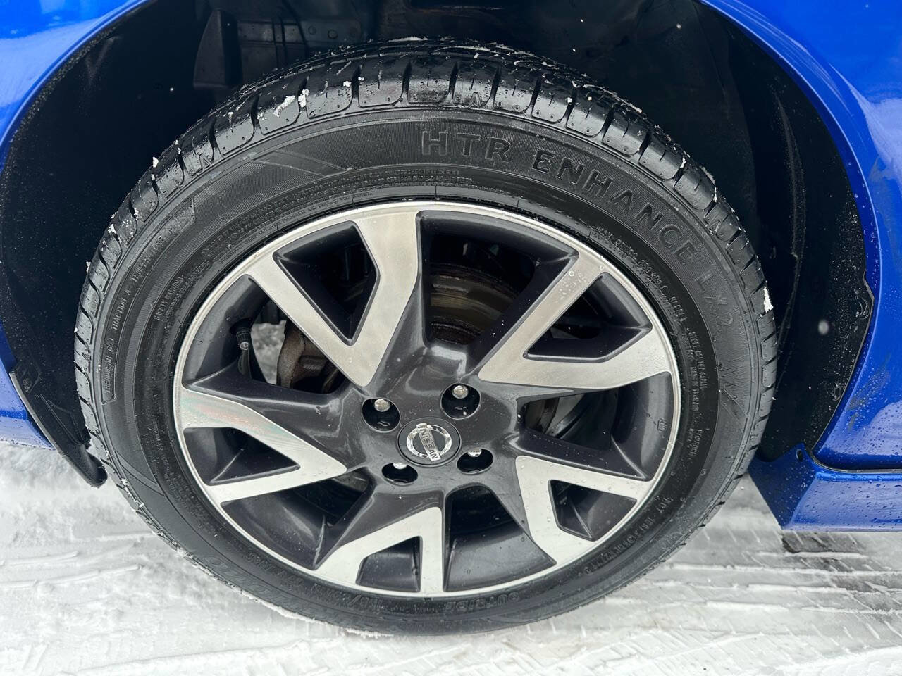 Used 2017 Nissan Versa Note SR image 30