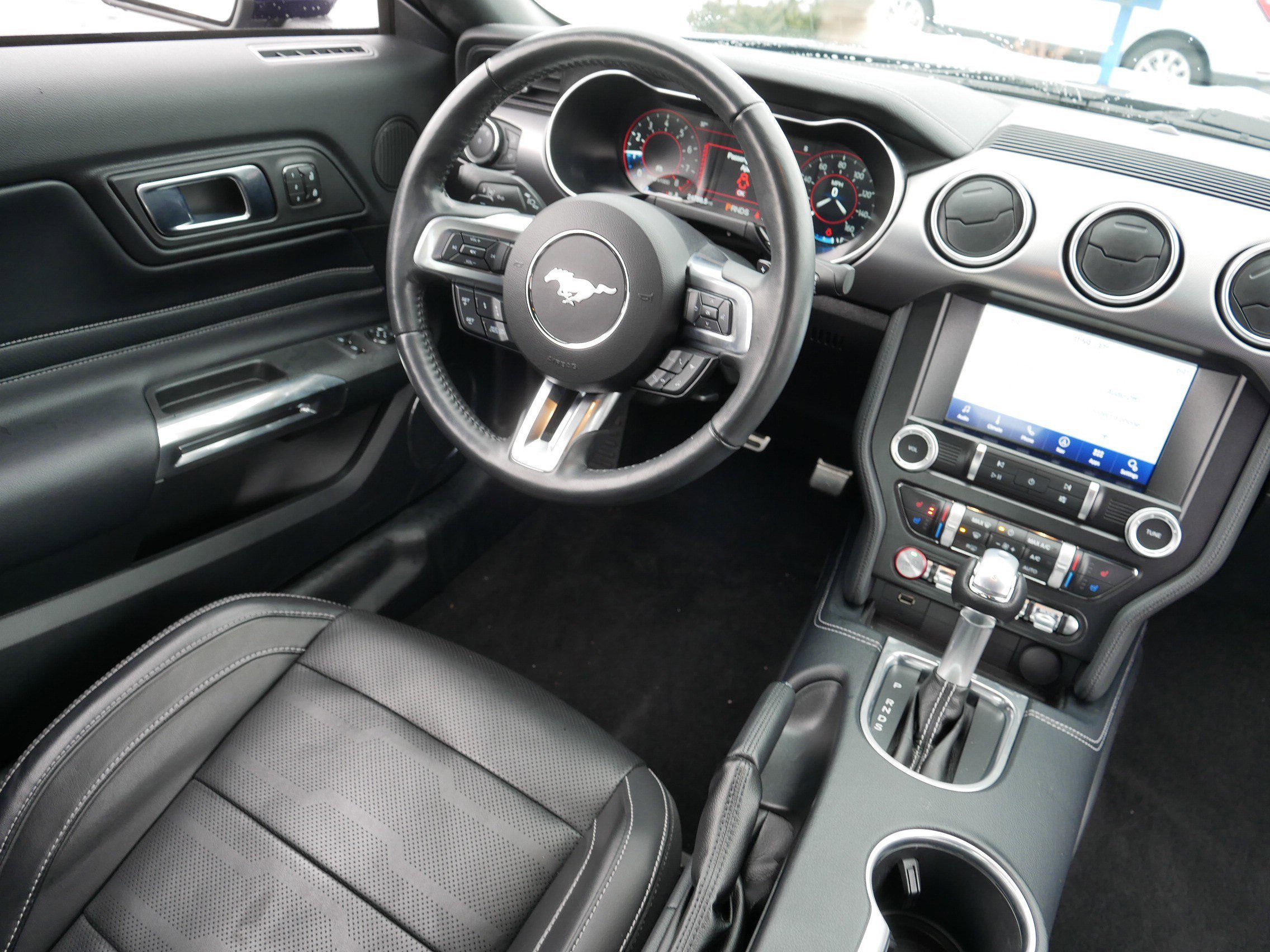 Used 2020 Ford Mustang GT Premium w/ Equipment Group 401A image 9