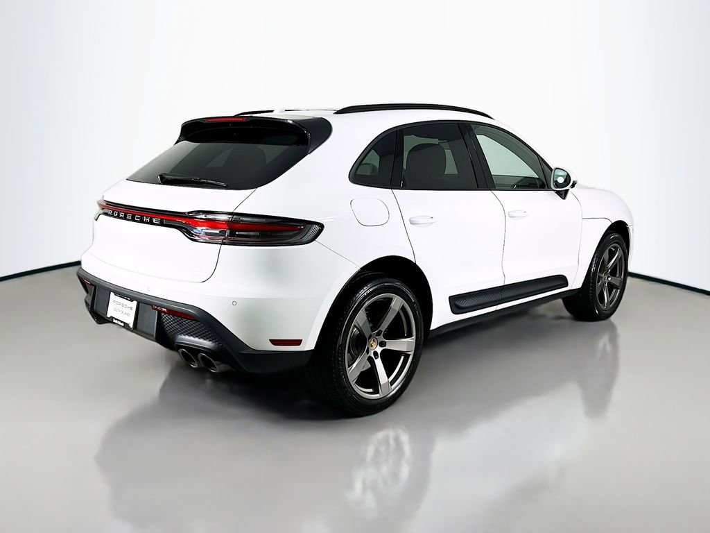 New 2025 Porsche Macan image 9