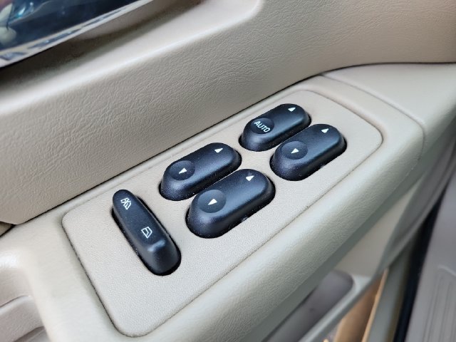 Used 2000 Mercury Sable LS Premium FWD image 12