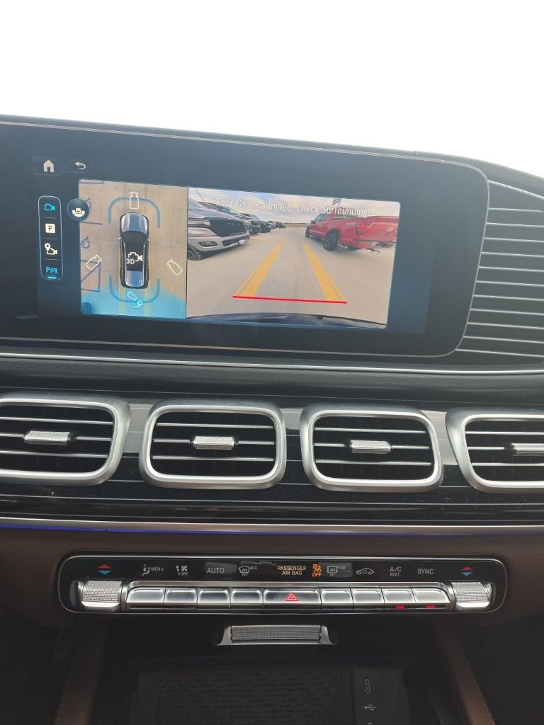 Used 2025 Mercedes-Benz GLS 450 4MATIC image 50