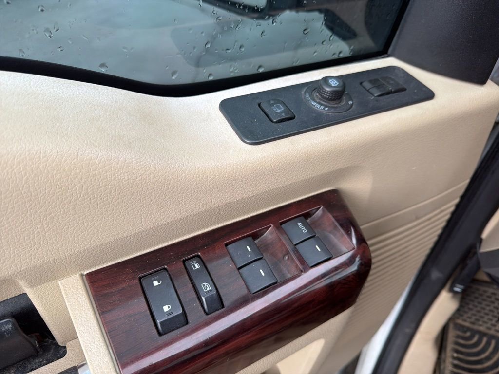 Used 2008 Ford F350 Lariat image 17