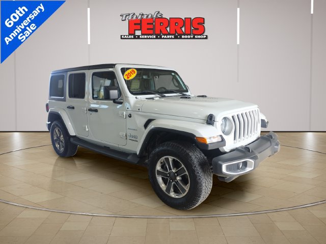 Used 2019 Jeep Wrangler Unlimited Sahara AWD/4WD image 7