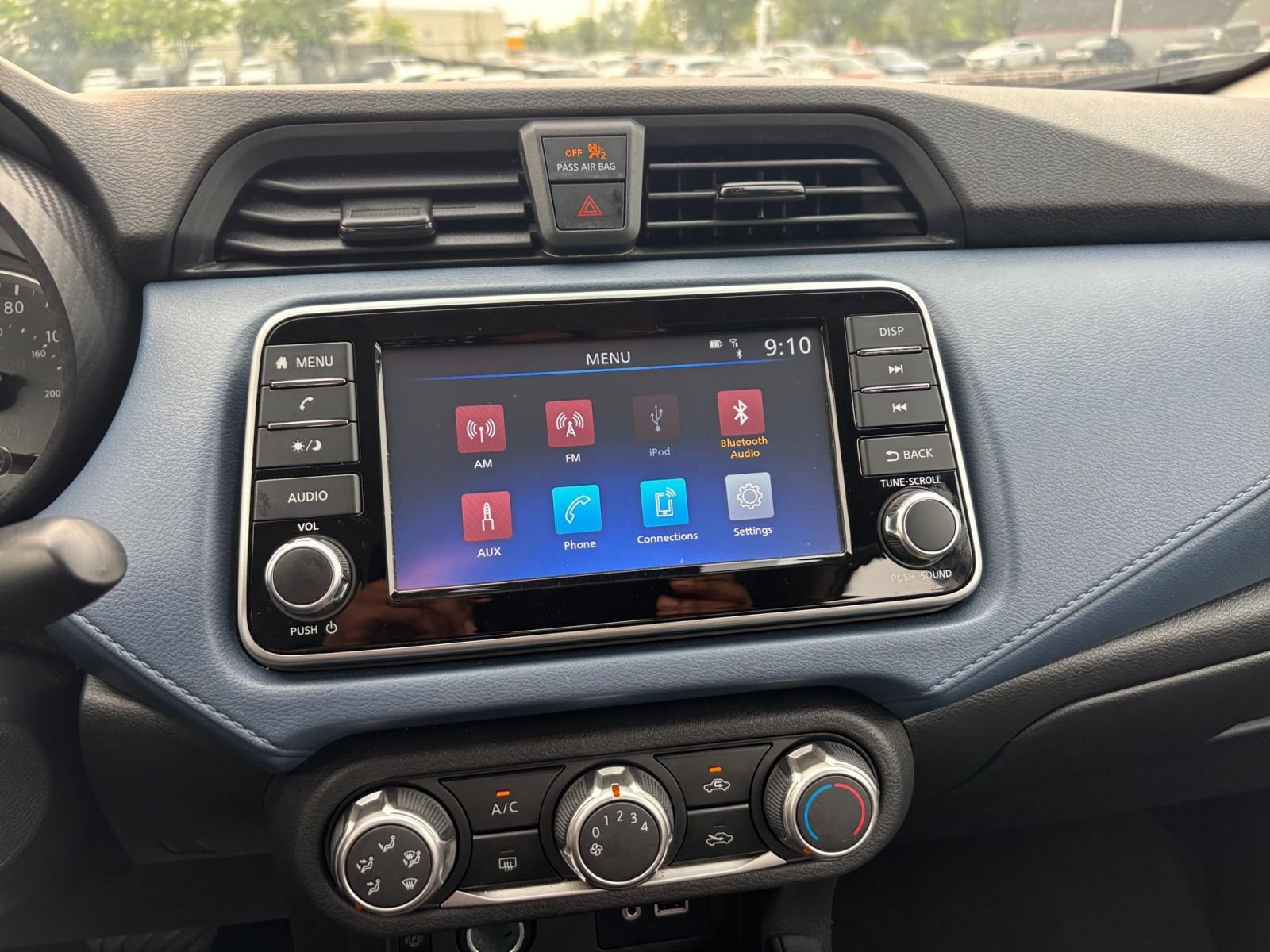 Used 2025 Nissan Versa SV FWD image 16