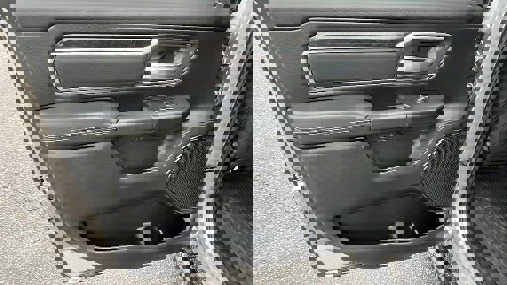 Used 2024 RAM 1500 Big Horn image 19