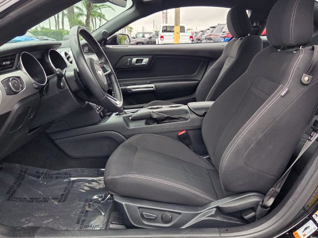 Used 2022 Ford Mustang GT w/ Black Accent Package RWD image 10