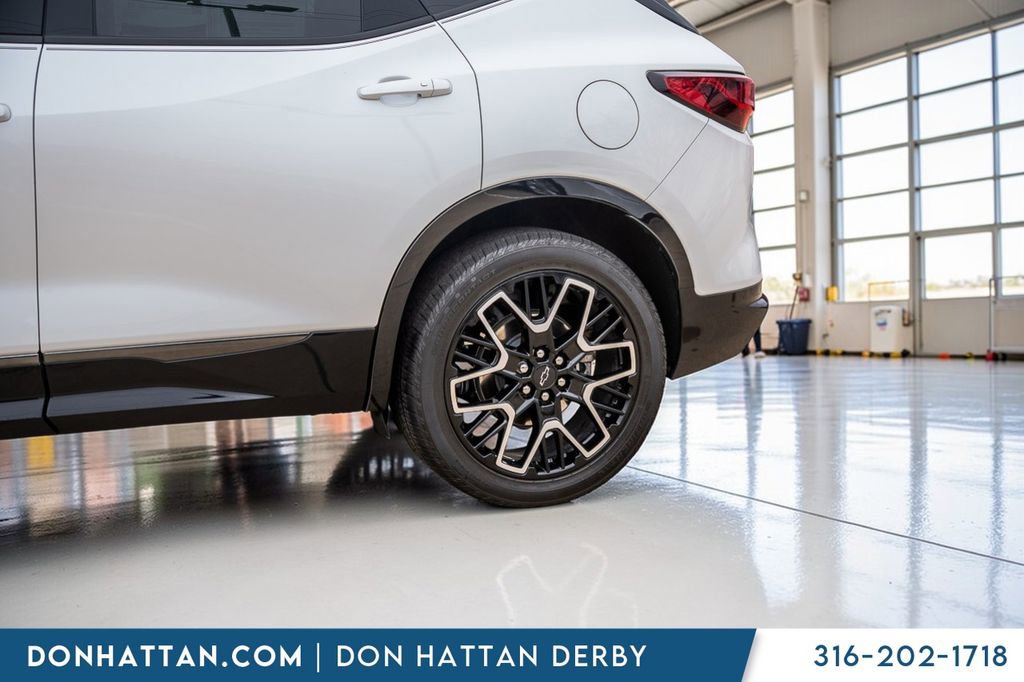 Used 2023 Chevrolet Blazer RS w/ Driver Confidence II Package image 45