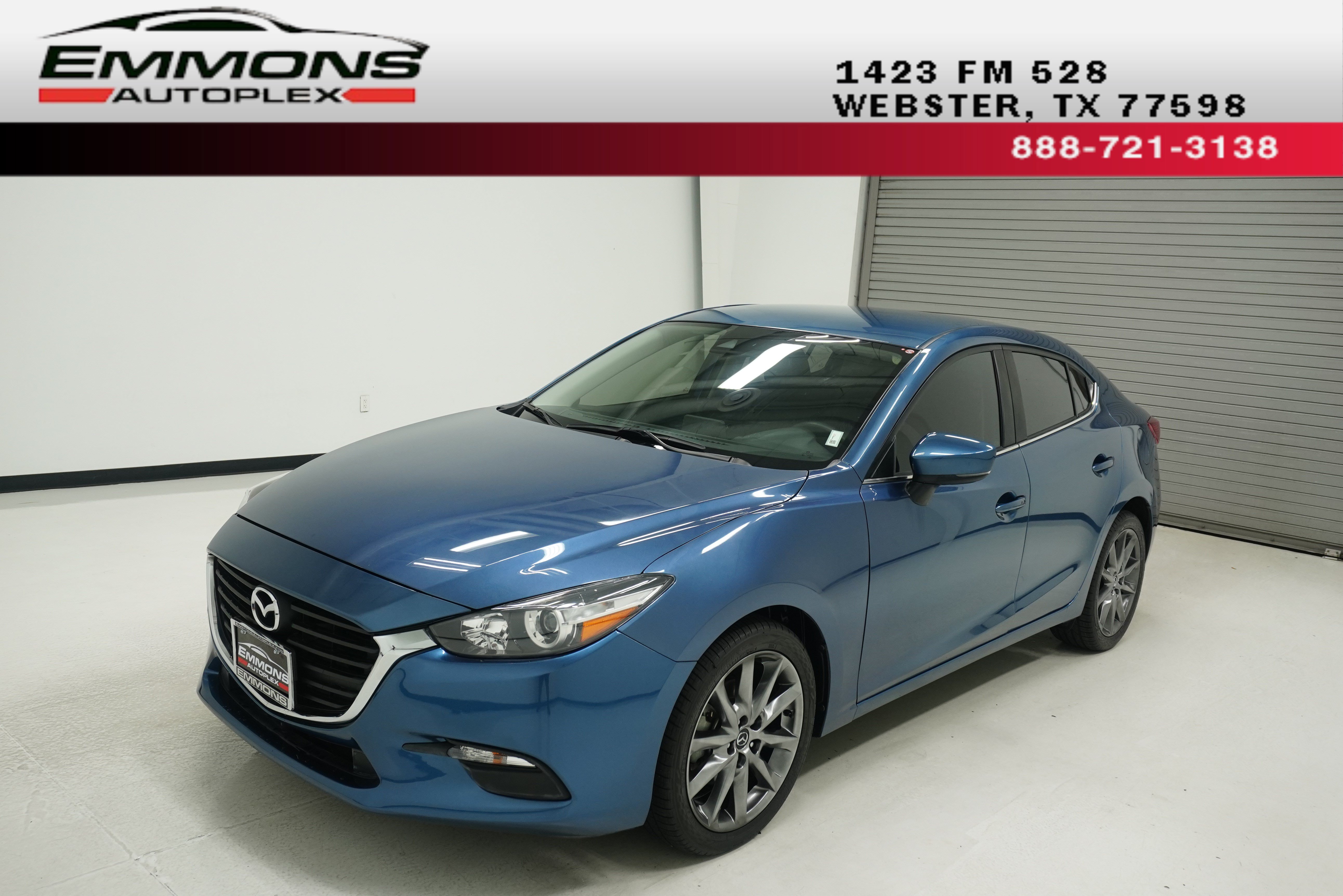 Used 2018 MAZDA MAZDA3 Touring FWD image 1