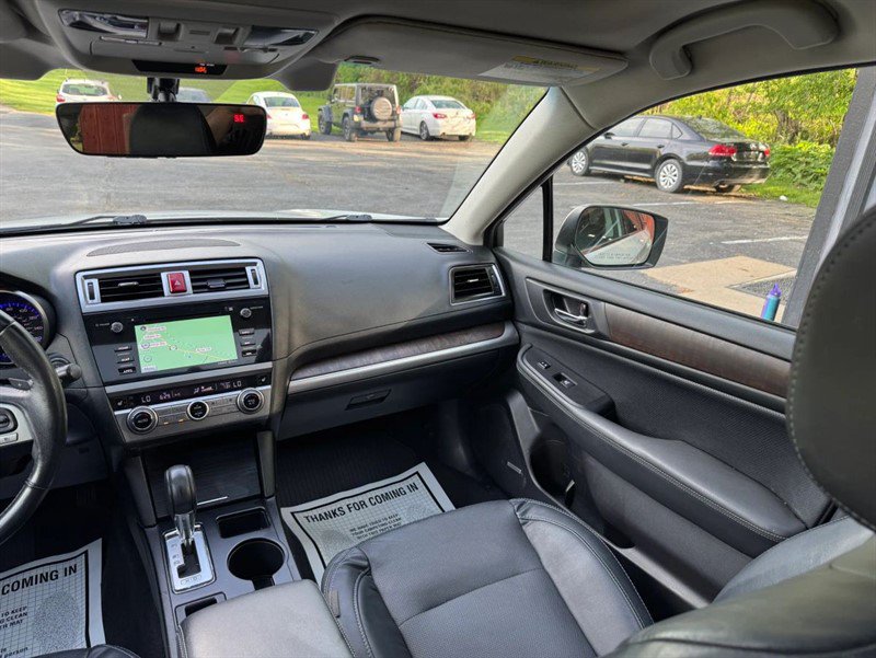 Used 2017 Subaru Outback 3.6R Limited AWD/4WD image 27