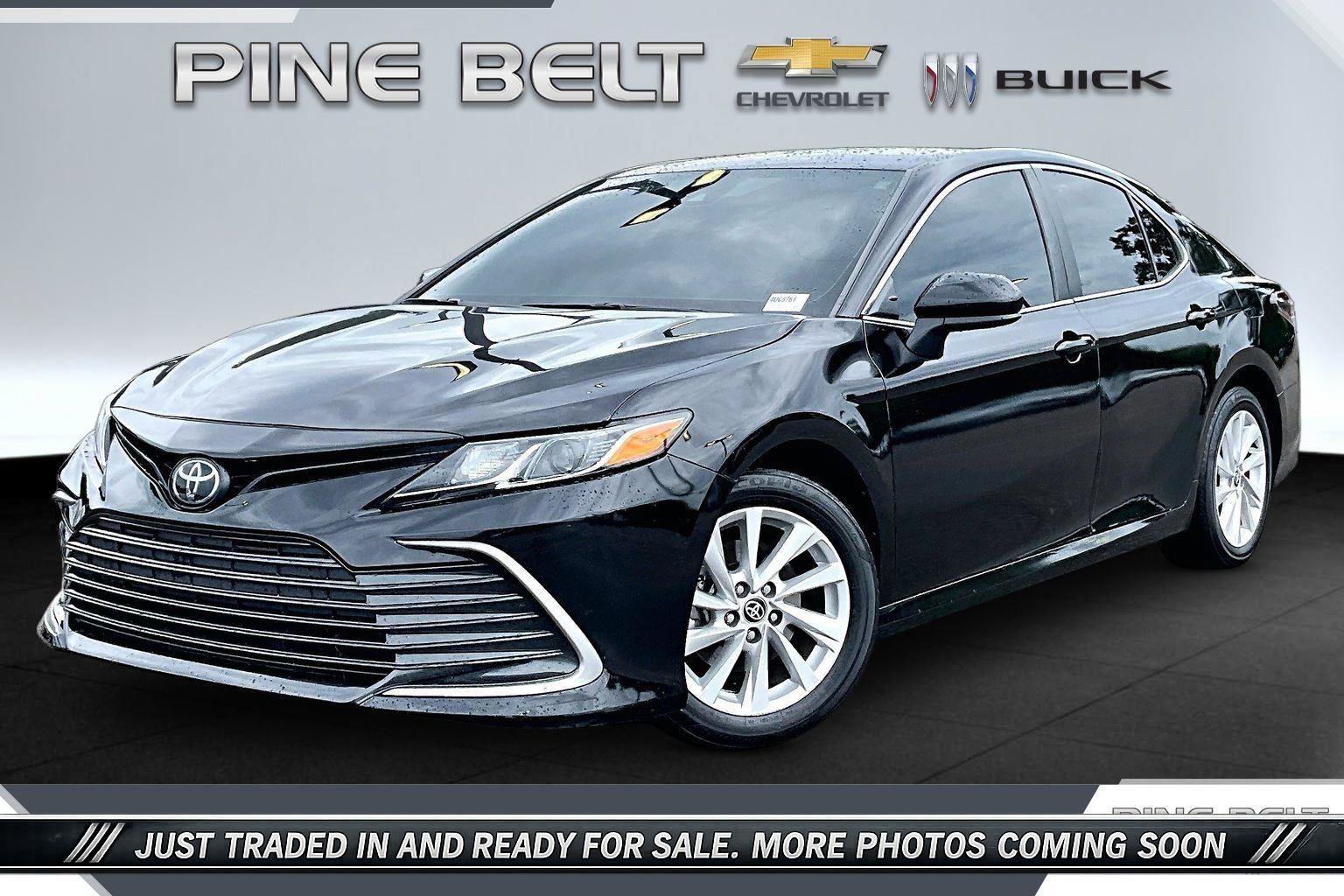 Used 2023 Toyota Camry LE FWD image 10